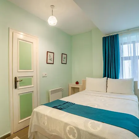 Nar Adaevi 게스트하우스 보즈자아다