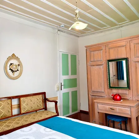 Gasthuis Nar Adaevi Tenedos